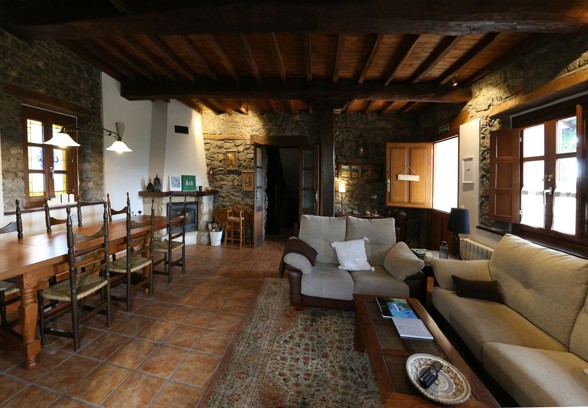 Casa De Aldea La Pumariega Ξενοδοχείο Caces Εξωτερικό φωτογραφία